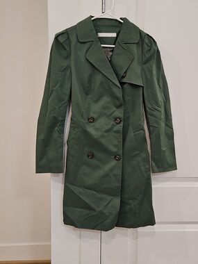 NWT Women’s Green Double-Breasted Coat Burberry Style